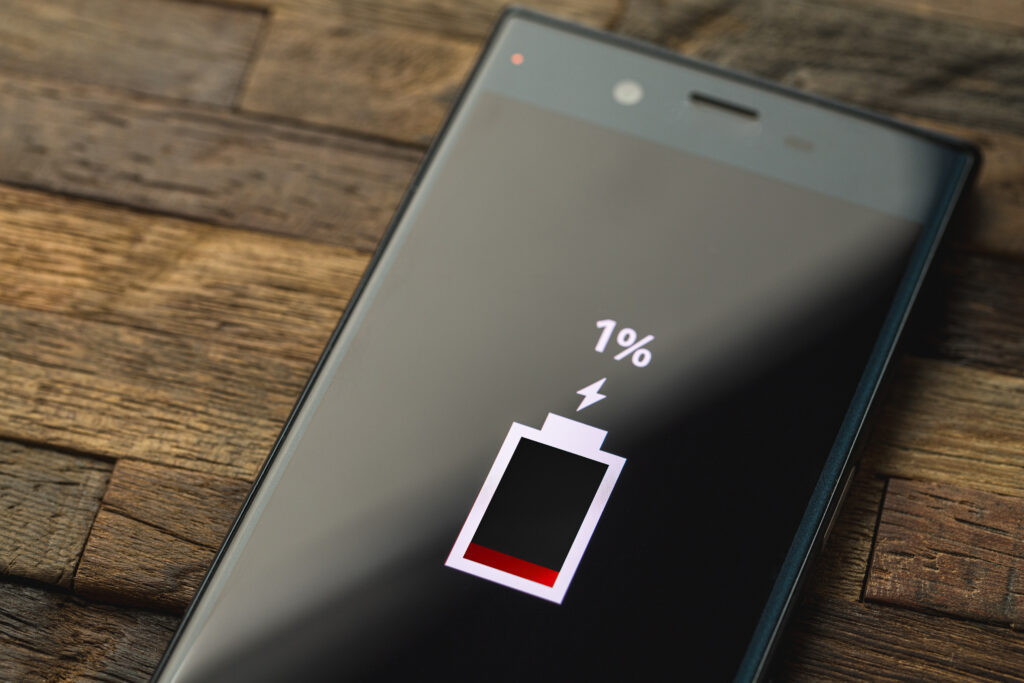 スマホの充電の減りが早い原因とは？バッテリーを長持ちさせる究極の対策10選 ｜コラム