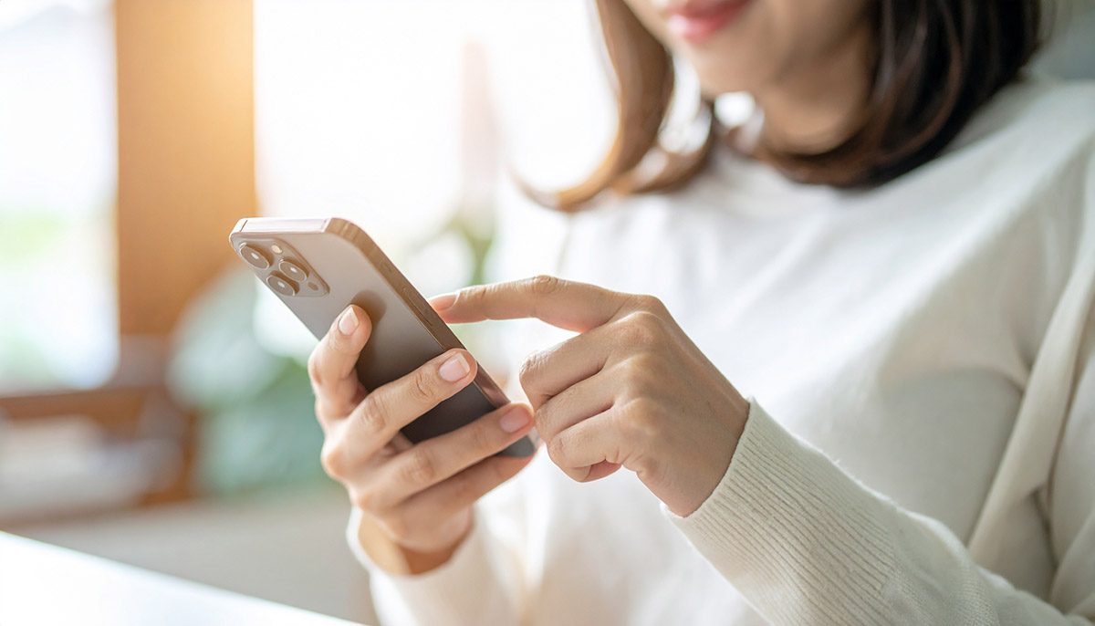 スマホを充電したら熱い！原因と今すぐできる対策｜コラム